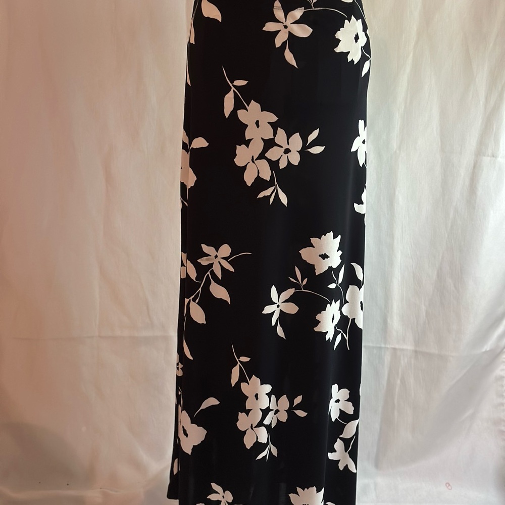 Liz Claiborne Black and White Floral Maxi Skirt
